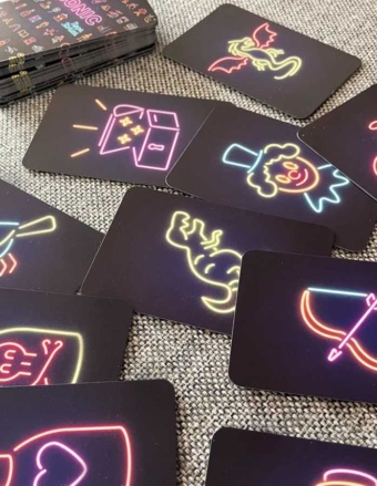 ICONIC: NEON STORIES – Arte9
